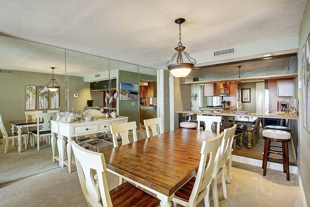 Sunrises And Ocean Views In This 2 Bedroom 2 Bath Port Aransas Eksteriør billede